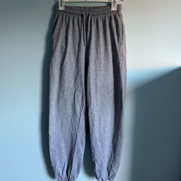 Gray Sweatpants, size large - Picture 1 of 2